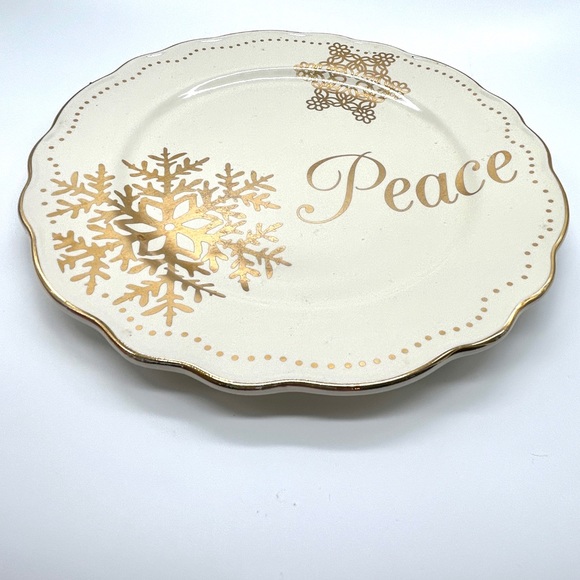 Cracker Barrel Season of Glory PEACE Dinner Plate Ivory/Gold Snowflake 8" - Picture 2 of 10